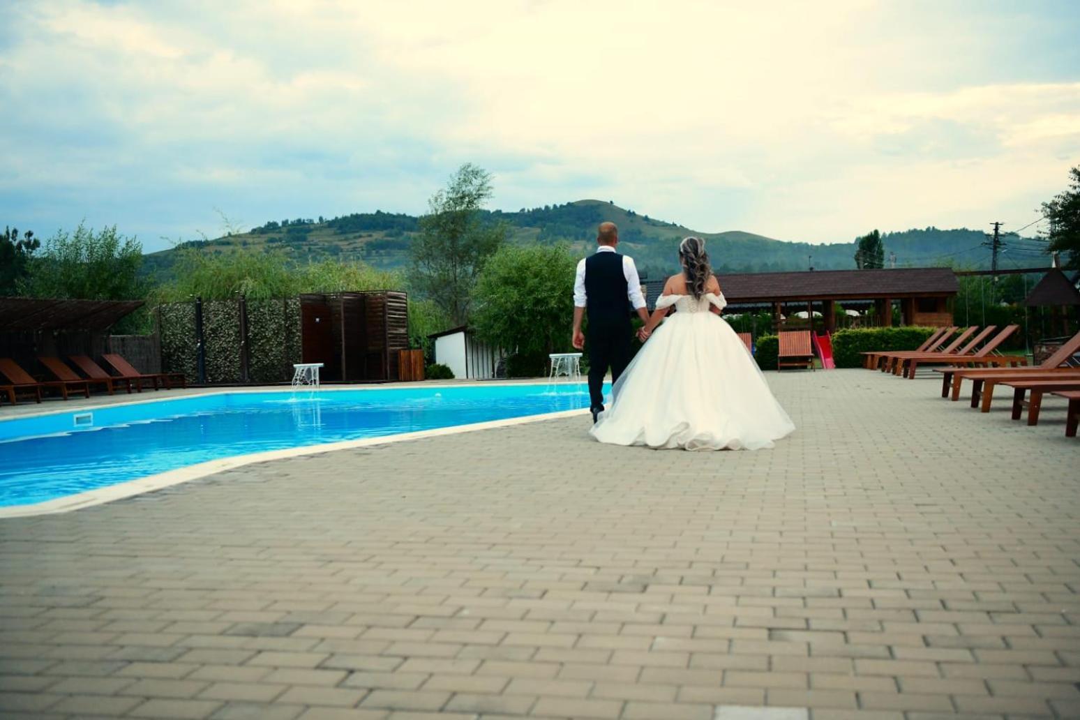 Casa Tomsa Bed & Breakfast Rozavlea Bagian luar foto